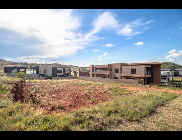 880M² VACANT LAND FOR SALE IN EYE OF AFRICA ESTATE